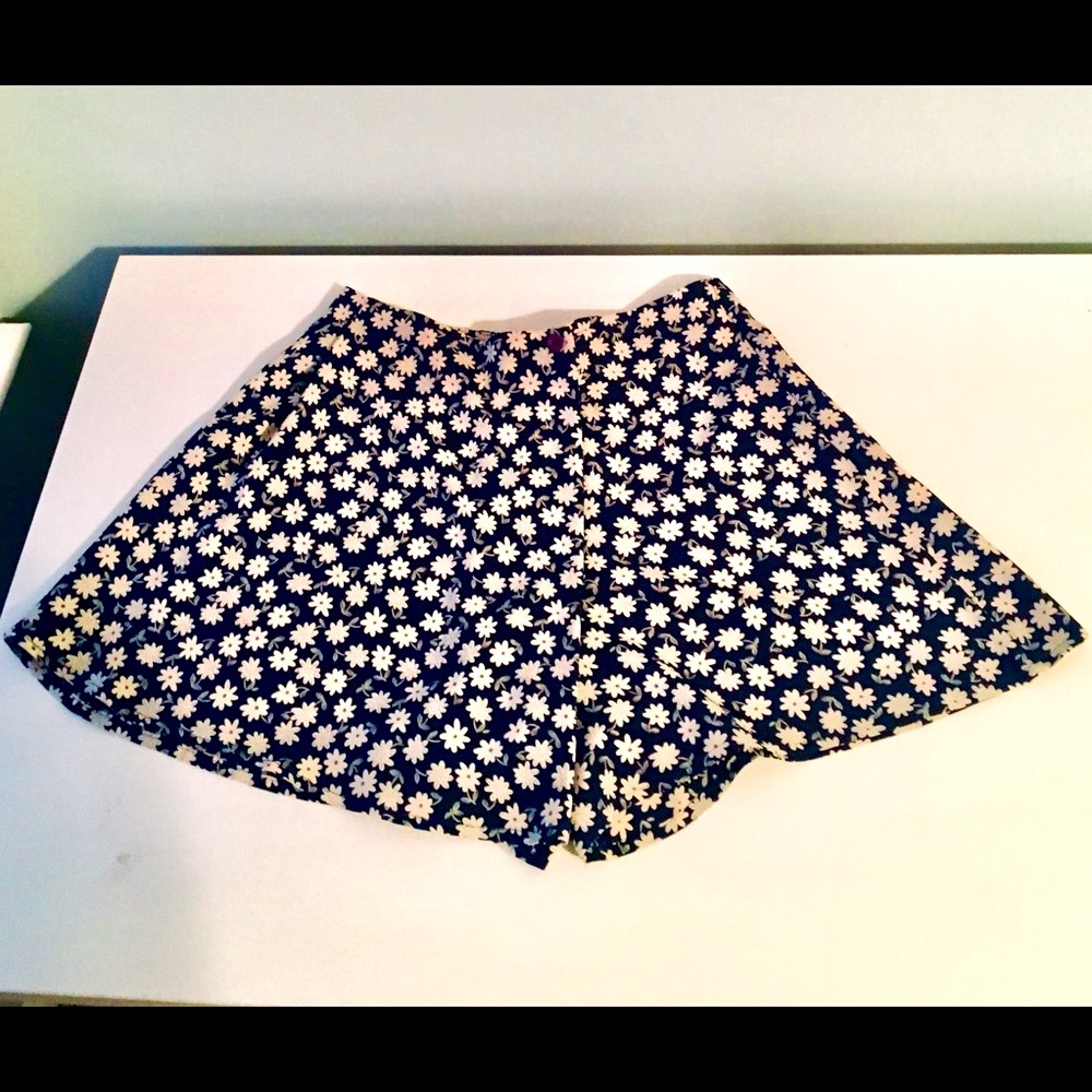 💙🤍Summer essential skort Short/skirt